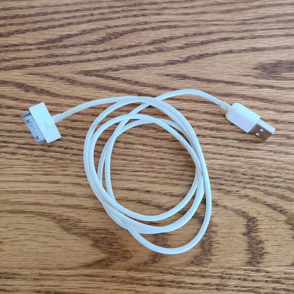 GENERIC Apple iPod iPad iPhone 30-Pin To USB Vintage Charging Cable Only - Picture 1 of 7